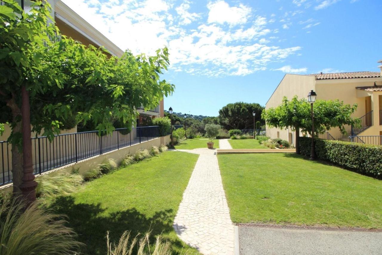 Sainte-Maxime - 3 Bedroom Apartment, Air Conditioned, Outdoor Terrace, Swimming Pool 外观 照片