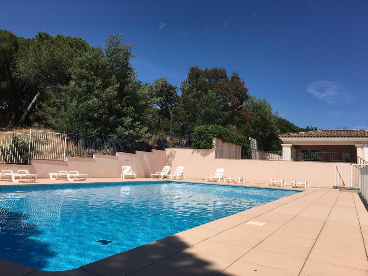 Sainte-Maxime - 3 Bedroom Apartment, Air Conditioned, Outdoor Terrace, Swimming Pool 外观 照片